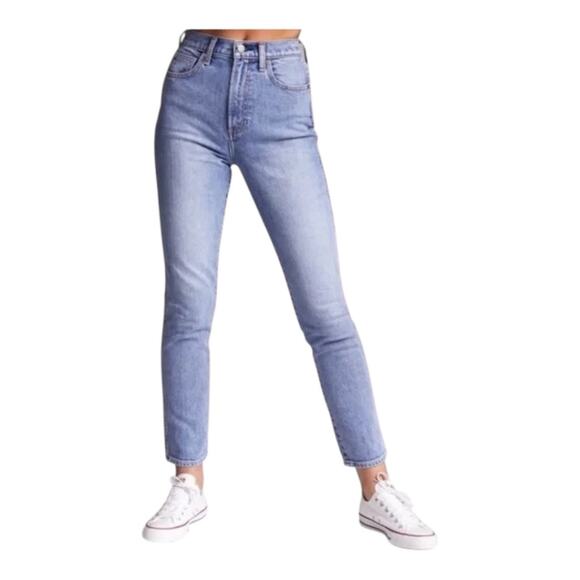 Aritzia Denim Forum Angelica High Rise Slim Jeans Pin Up Wash Size 24 NWT - Picture 13 of 14